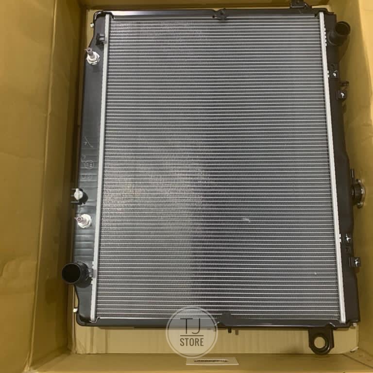 Radiator Toyota Land Cruiser VX 100