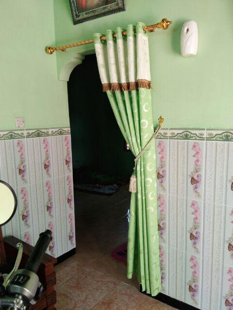 Gorden Rumbay Motif Polkadot