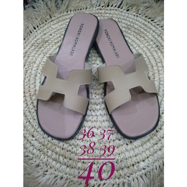 SALE  SANDAL WANITA FLAT || TEPLEK YONGKI KOMALADI SILANG X H