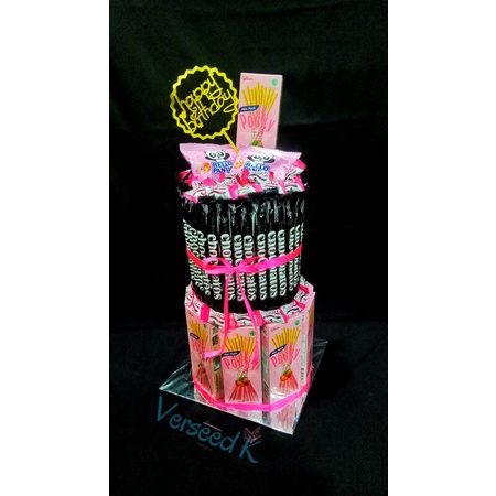 

Buket Snack Cake Ulang Tahun / Wisuda