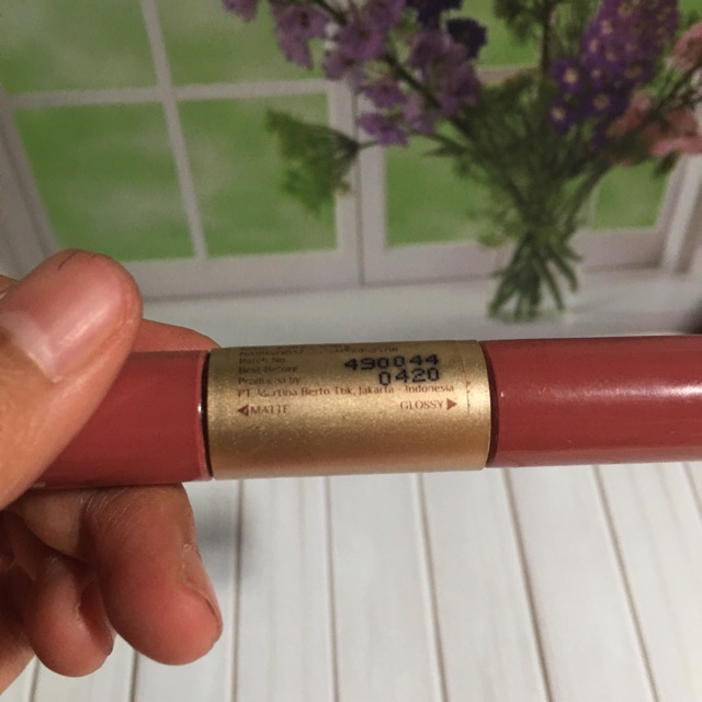 Sariayu duo lip Color (matte glossy)