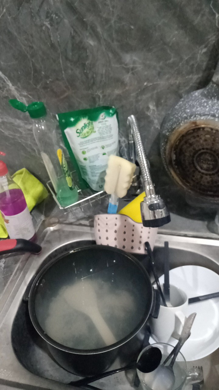 Rak Gantungan Barang & Sabun Keran Air Peralatan Dapur
