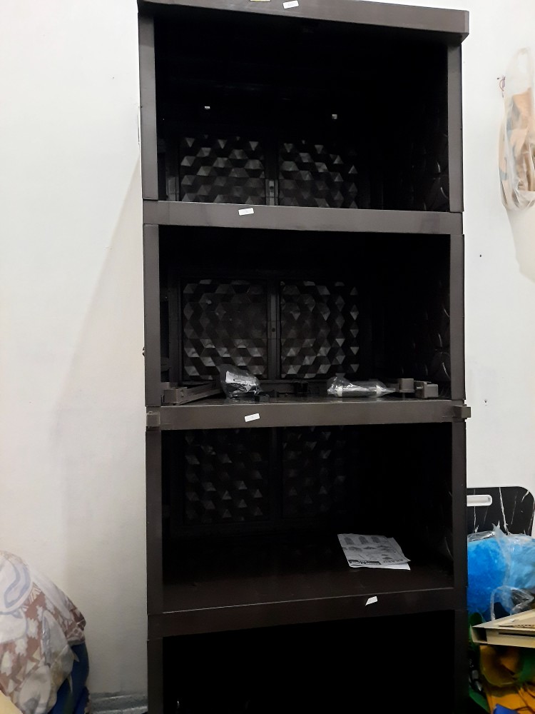 Akako Lemari Pakaian Plastik 2 Pintu Rak/gantung Kaca Kunci Elegant