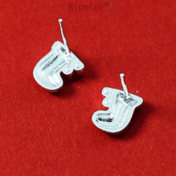 Anting Tusuk Sterling Silver 925 Desain Kaos Kaki Natal Warna Merah Untuk Wanita