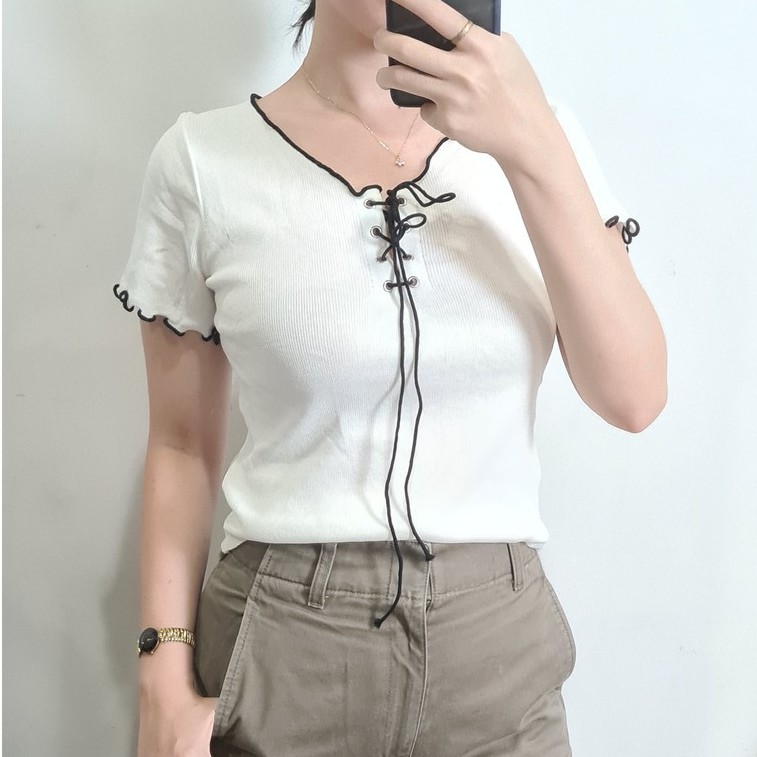 Cory Top Crop Korea Lace up Wanita