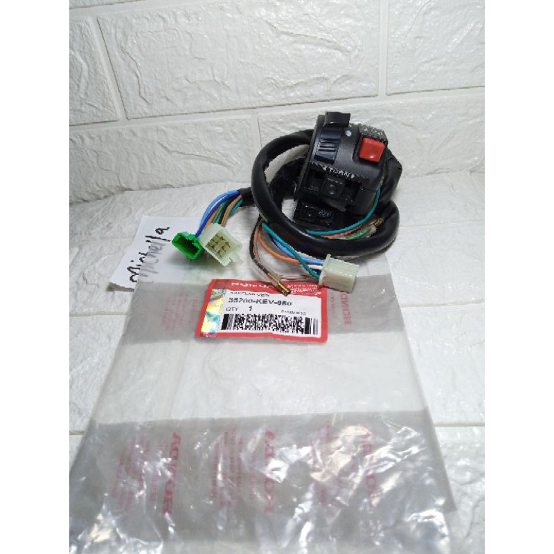 Saklar /holder kiri Supra x