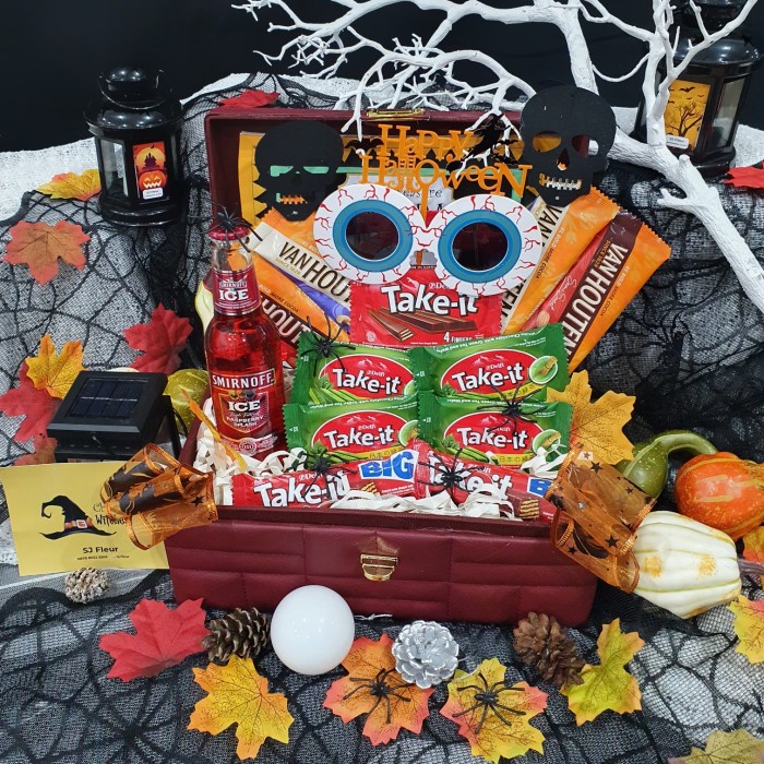 

Hampers halloween party pumpkin decoration 46