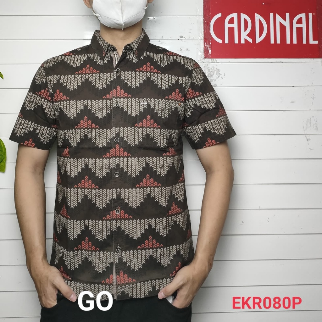 gof XR1 M CARDINAL KEMEJA CASUAL Pakaian Atasan Pria Kemeja Reguler Hem Casual Santai Lengan Pendek