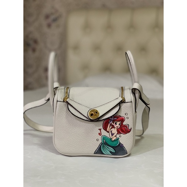 Mini Lindy 20 White (ada painting)