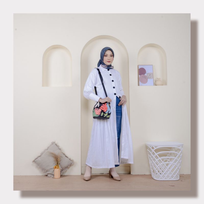 GAMIS LONG OUTER CHESSY BY GARINIE DRESS PANJANG HITAM PUTIH KATUN PARIS