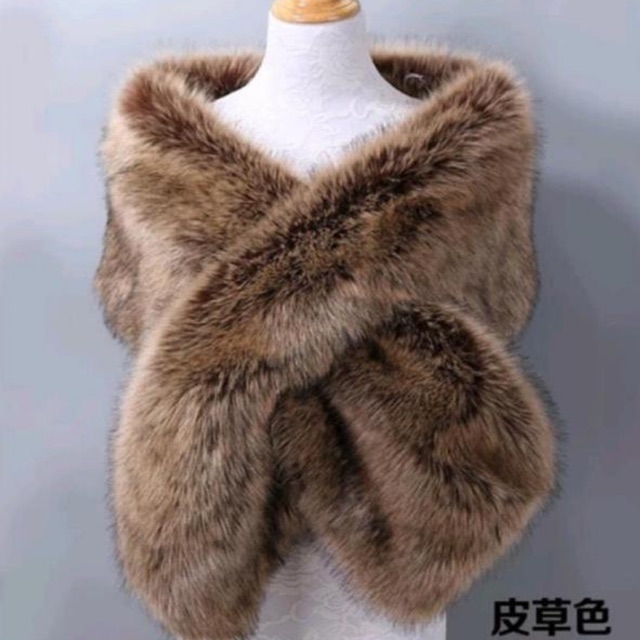 PREMIUM FAUX FUR SHAWL