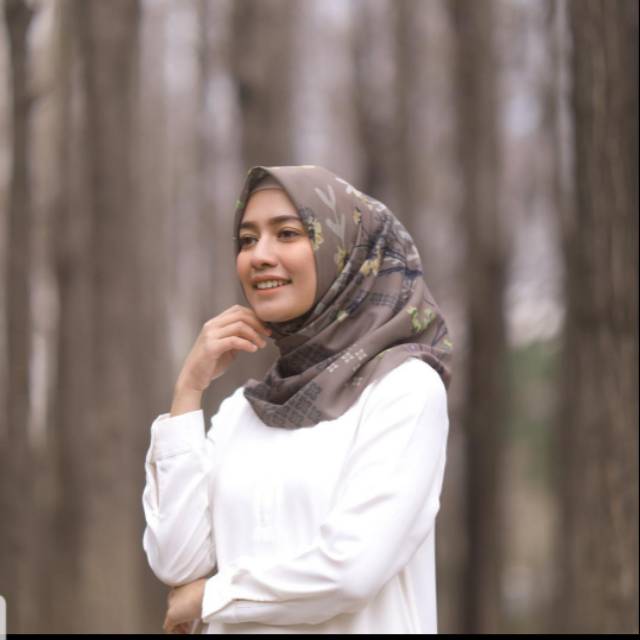 PL seruni scarf by Heaven Lights