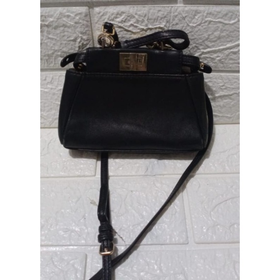 Fendi.Peekaboo.Mini.Preeloved.Monza