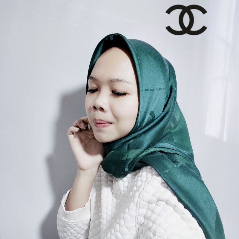 [BISA COD] SCARF SEGI EMPAT BAHAN SILK/HIJAB BRAND KUALITAS PREMIUM 100x100CM