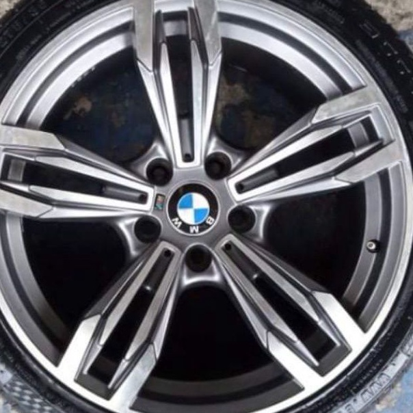 Velg second BMW upgrade Ring 18x8,5/9,5 pcd 5x120 et35 / Ban copotan 235.40 /275.35 phi