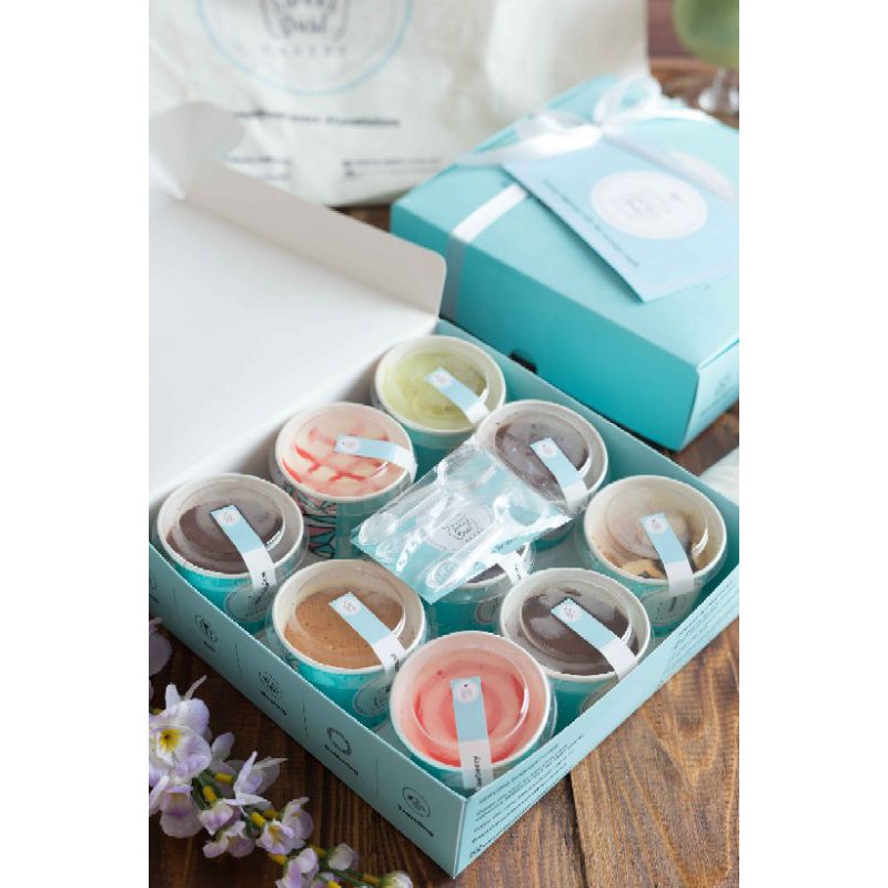 

Hampers Cake in a Cup (include Bag + Gift Card)