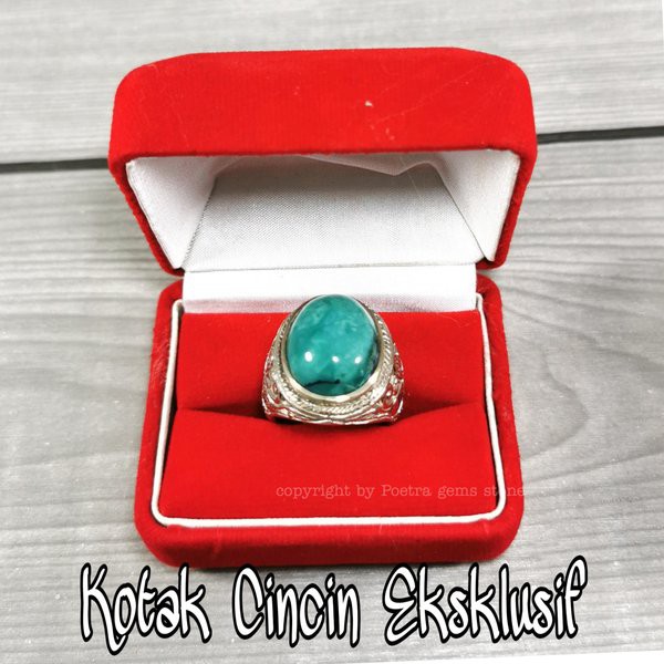 KOTAK BOX Cincin Bludru Merah