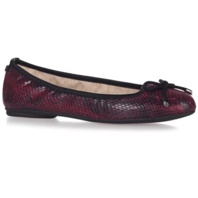 Flat Shoes Butterfly Twist