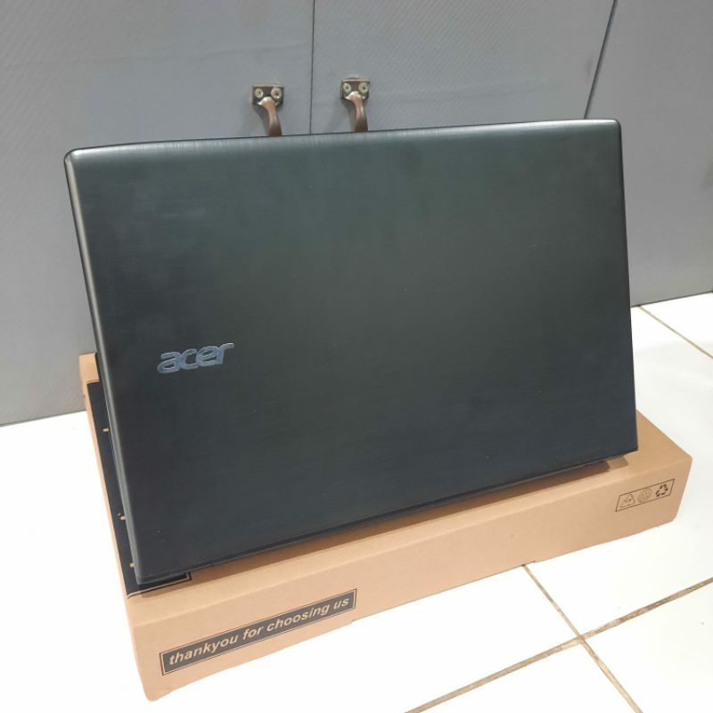 Laptop Acer Aspire E5-475G Cor i7-7500U 2.7Ghz Ram 8GB/ 1TB doble vga Nvdia Geforce 940Mx 2GB