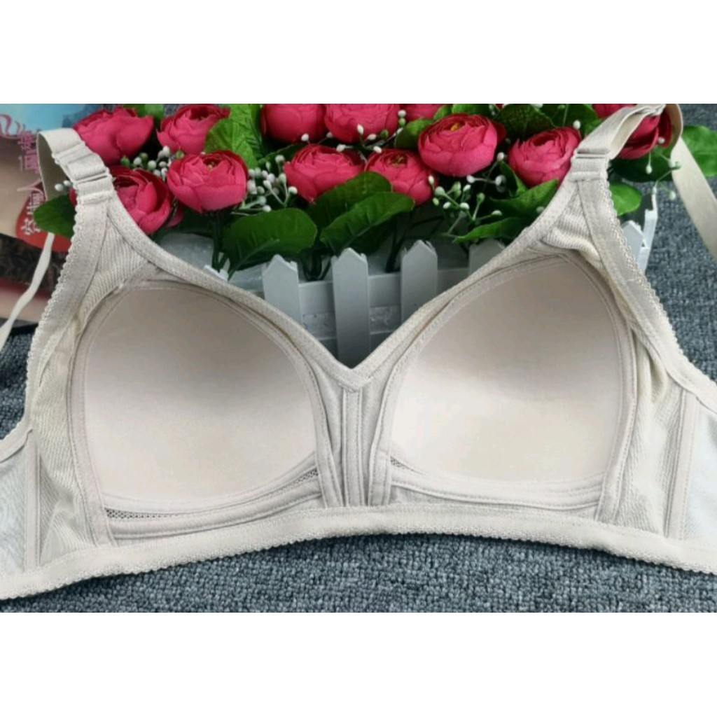 Bra /BH Wanita - Import Seri 112Tanpa Kawat Busa Sedang