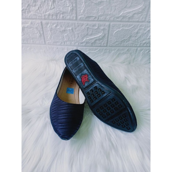 SEPATU BALET HITAM POLOS GLOSSY FLATSHOES SIMPLE KEKINIAN FLATSHOES VIRAL TERBARU