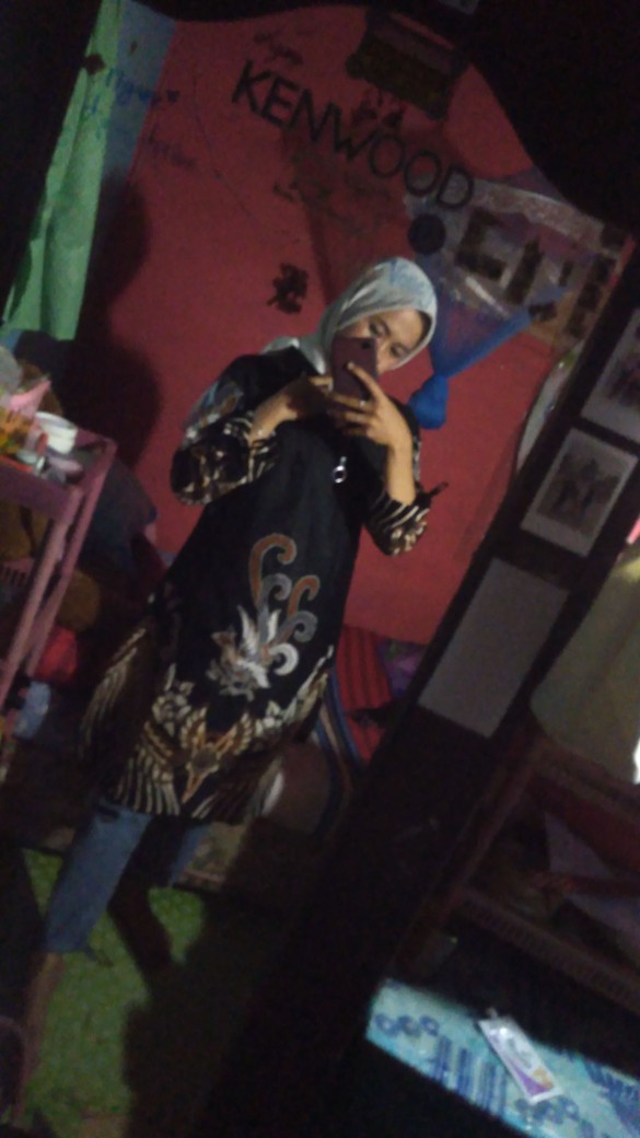 Batik Couple Keluarga Sania Ruffle Sarimbit Batik Busui Warna Gelap Motif Terbaru 2021