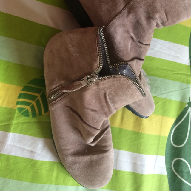 Preloved Sepatu Boots Staccato