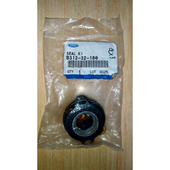 Ford Genuine parts Seal Power steering Ford Laser / Trendy B31232180