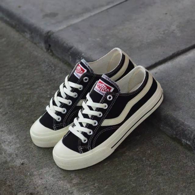  SEPATU  VENTELA  PUBLIC LOW BLACK NATURAL VENTELA  PUBLIC 