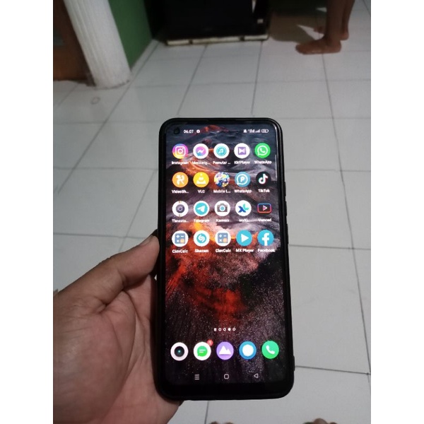 Realme 8 8/128 Second/bekas