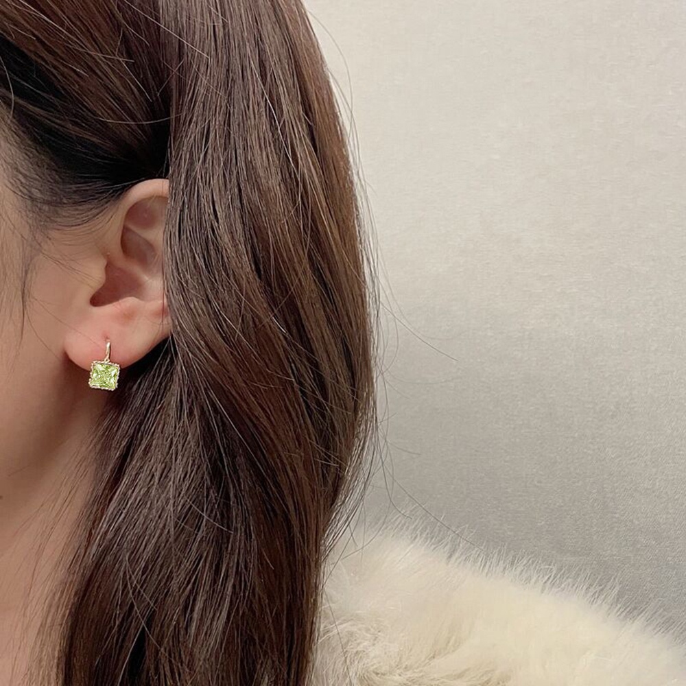1 Pasang Anting Kait Bentuk Persegi Bahan Zirkon Warna-Warni Gaya Korea Untuk Wanita