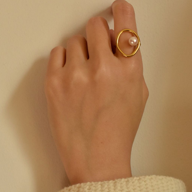 1pc Cincin Wanita Model Terbuka Adjustable Warna Gold Hias Mutiara Gaya Vintageelegan Untuk Pernikahan