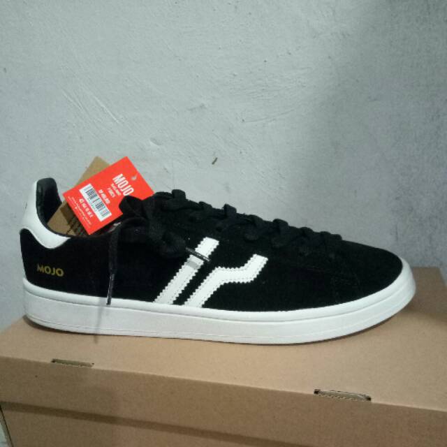 Sepatu piero mojo black