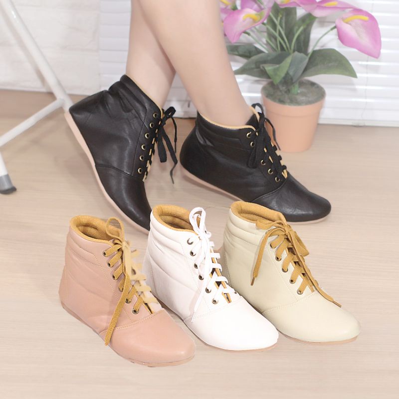 Boot flat wanita brd 05