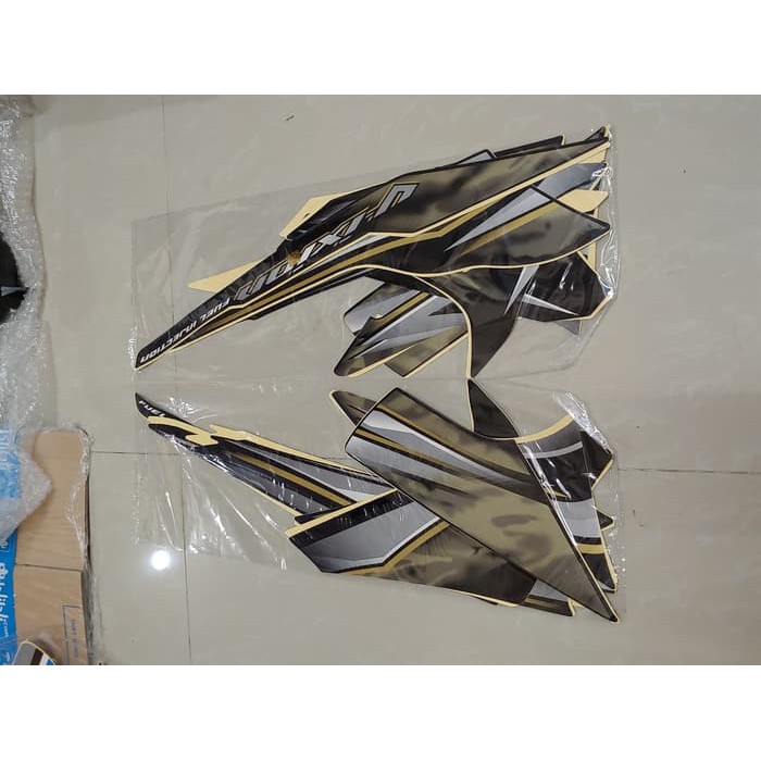 Striker Motor ORI&KW / Stiker Bodi & Lis Body & Striping Vixion 2011 Hitam Full