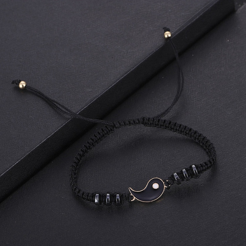 Fancyqube 2pcs / Set Gelang Tali Tenun Tangan Liontin Yin Yang Keberuntungan Bahan Alloy Gaya Cina Retro Tai Chi Balance