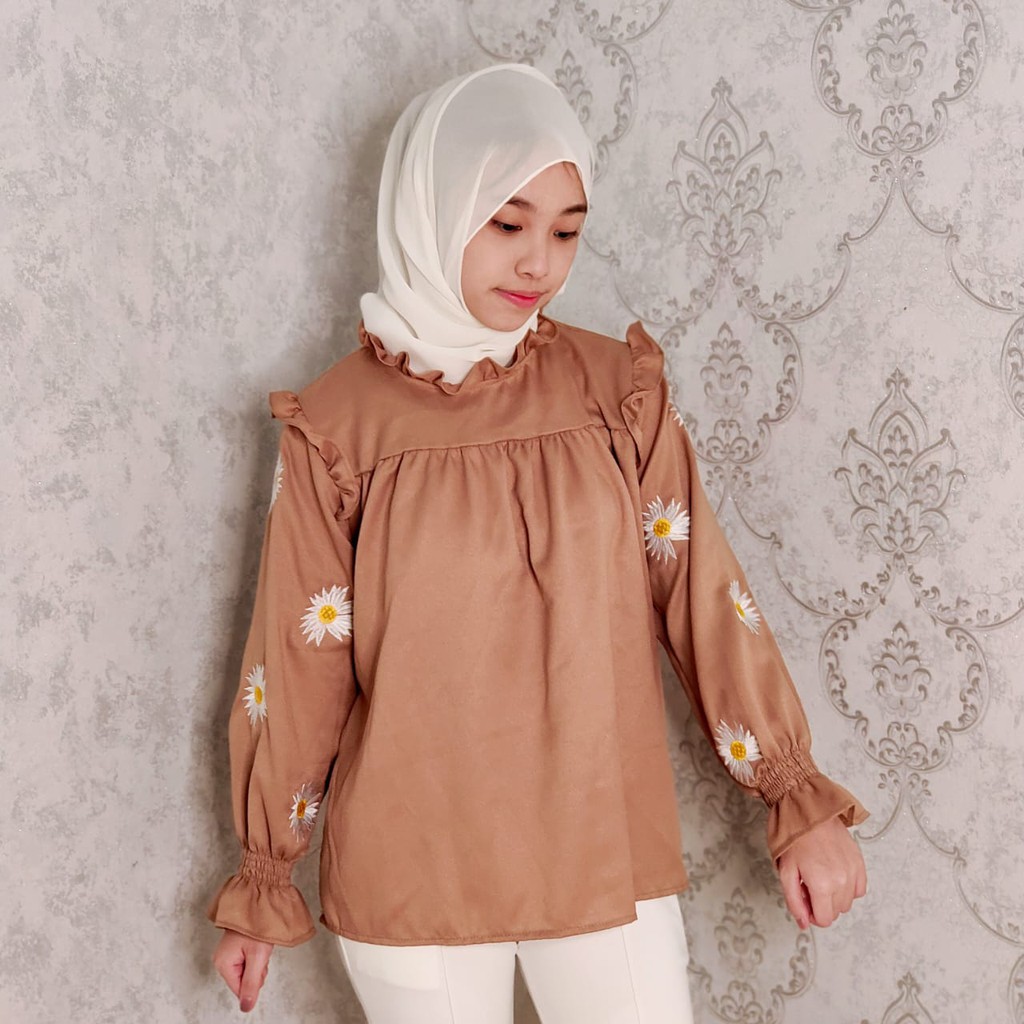 CATHERINE - DAISY BLOUSE / BLOOMING DAISY / BLOUSE WANITA-MOCCA