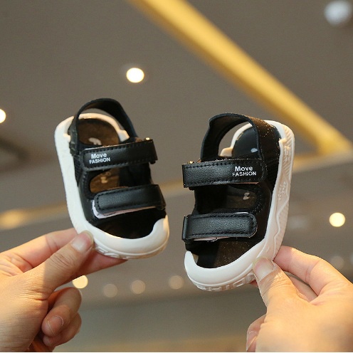 SANDAL ANAK UNISEX IMPORT MOVE FASHION BLACK WHITE BAHAN LEMBUT NYAMAN DIPAKAI 16-25