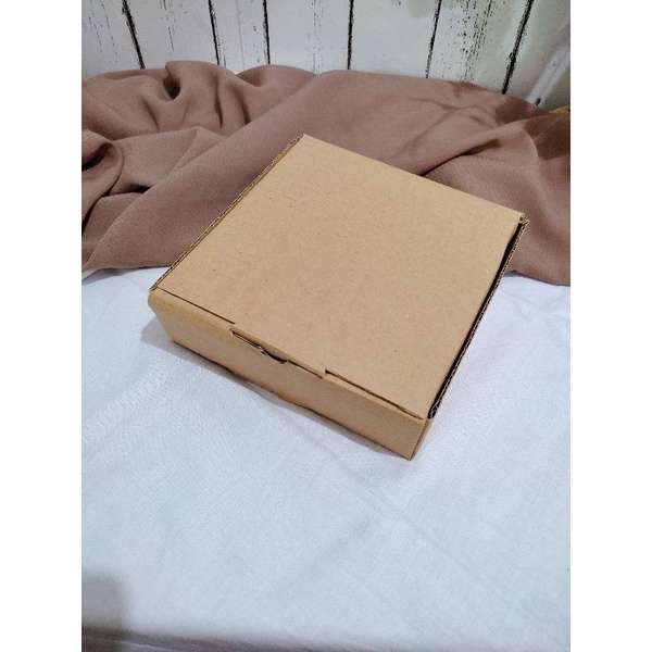 

box packaging kartu ucapan