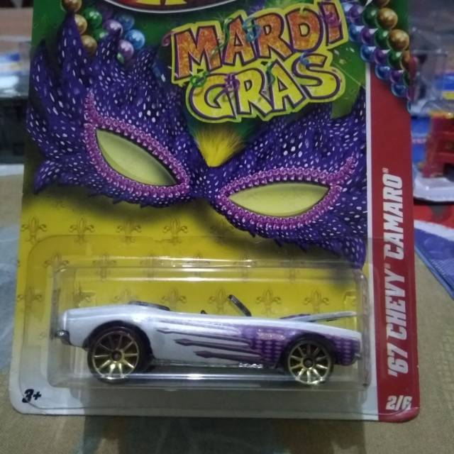 Hotwheels 67 chevy camaro convertertible open kap bkn datsun gasser