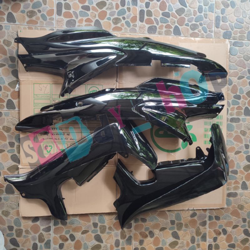 BODY BELAKANG + SAYAP SMASH 110 LAMA HITAM