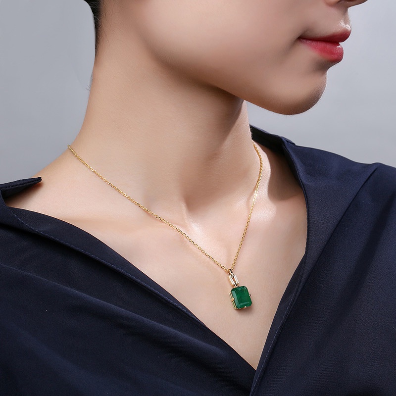 [Ready Stock]Fashion 18K Gold Plated Green Necklace Rectangle Gemstone Pendant