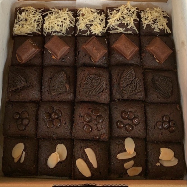 

FUDGYBROWNIE