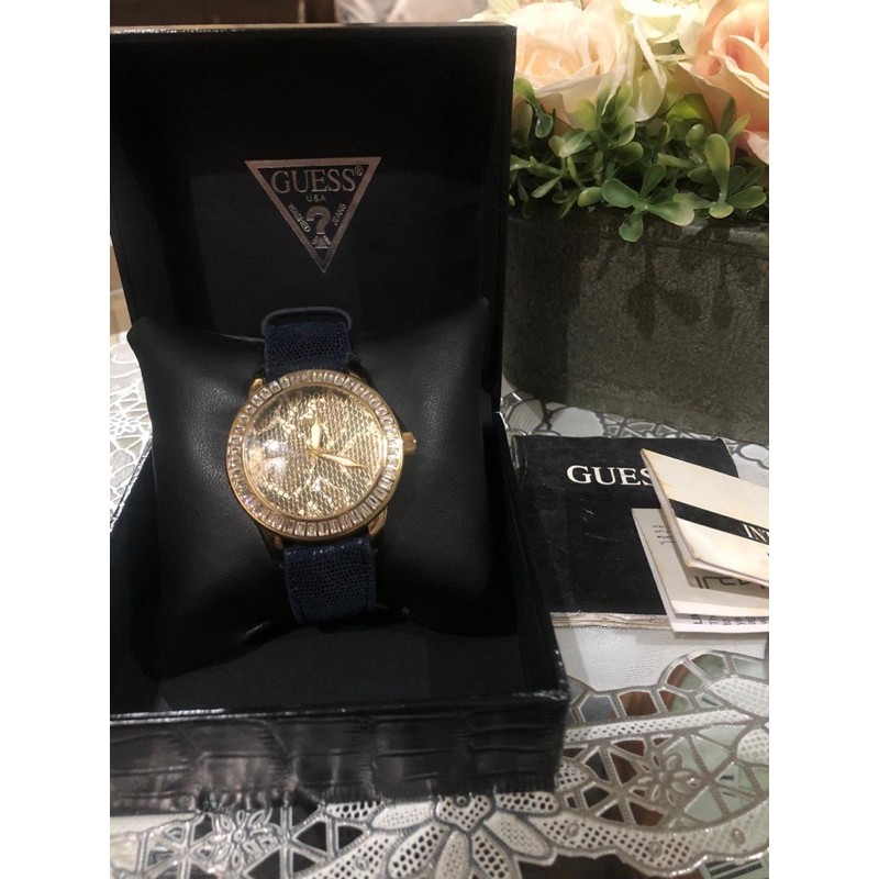 Jam tangan cewek guess