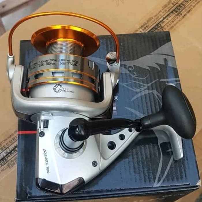 REEL KAMIKAZE AQUARIUS 8000