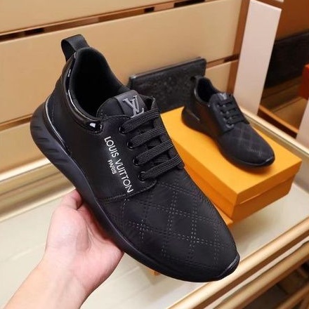 sepatu lv sneaker mirror quality lou is vuitton shoes men run away top Brand P1SHOES