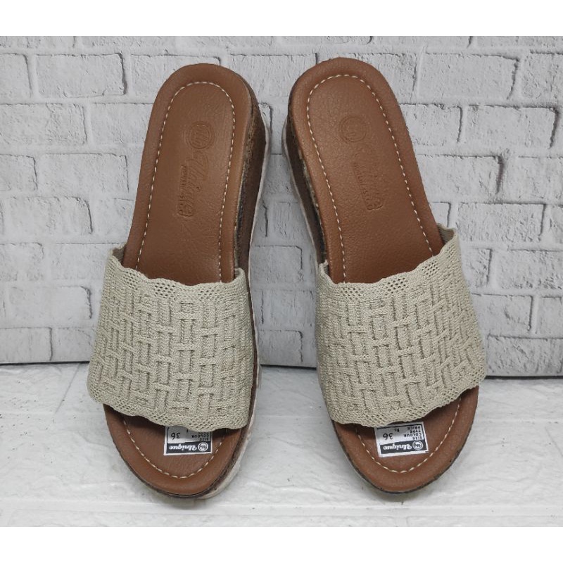 SANDAL WEDGES MADE TASIK MALAYA muka rajut import