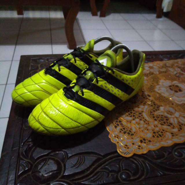 Sepatu bola adidas ace 16.1 leather