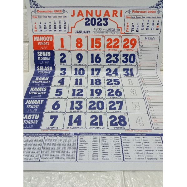 

KALENDER DINDING TAHUN (2025)KERTAS HVS 12 HALAMAN 34x48