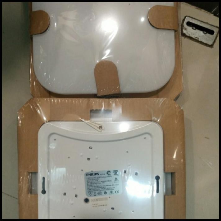 Cuci Gudang Kap Lampu Baret / Kap Baret Led 17 Watt Outbow Kotak Moire Philips - Putih